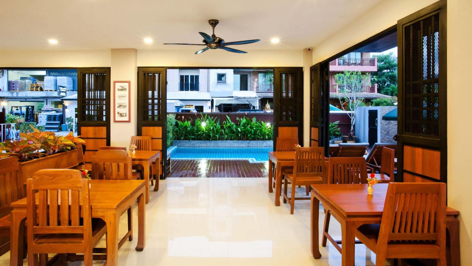 Patong Pool House Aparthotel Kültér fotó