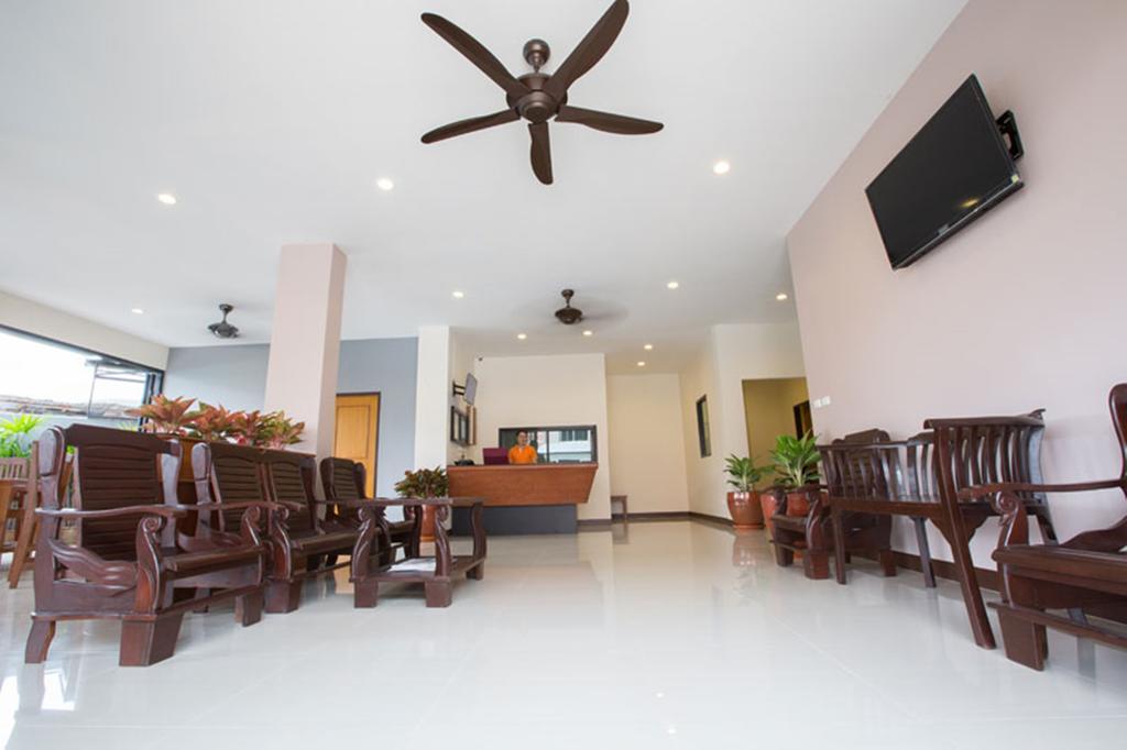 Patong Pool House Aparthotel Kültér fotó